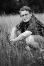 Bessa-T-Dylan-in-Field(W).jpg