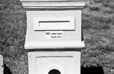 BW103_26.jpg