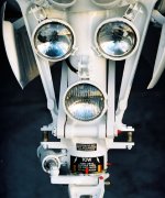 Nosewheel Lights 10 Reduced.JPG