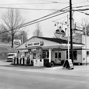 Amoco Service and Grocery.jpeg